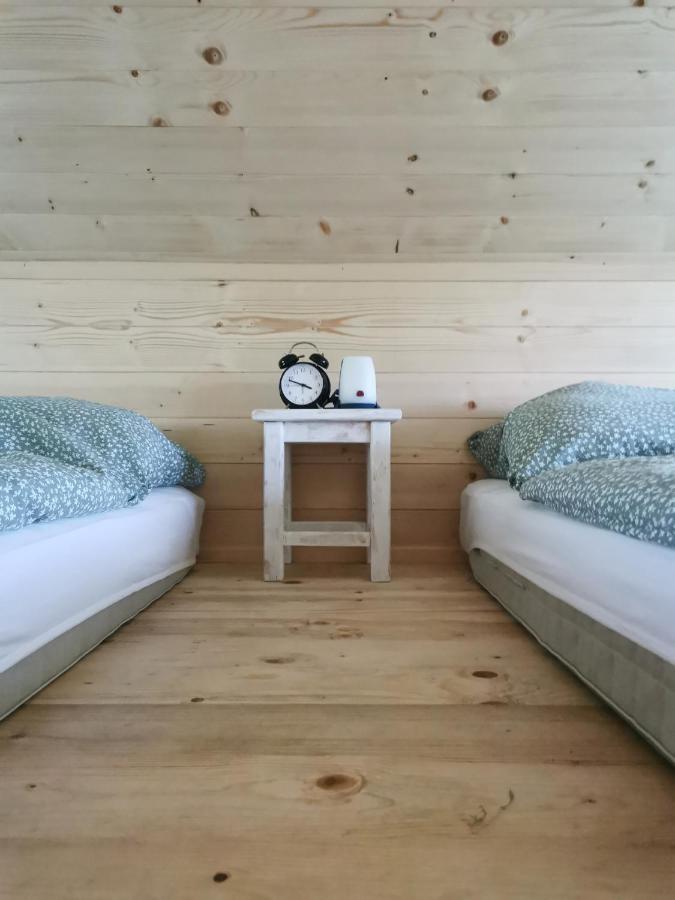 Treehome Tinyhouse Střítež Extérieur photo